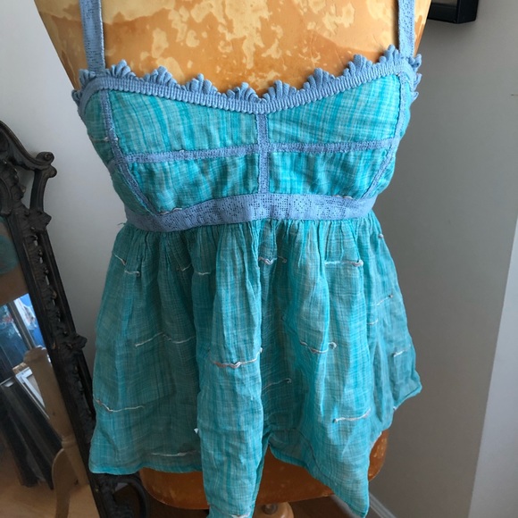 Free People Tops - FREE PEOPLE New Romantics tie-back top New!